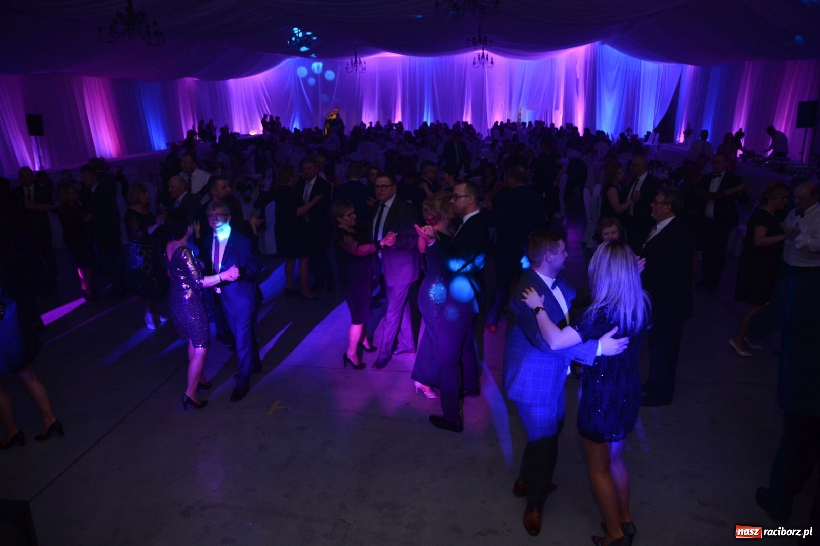 Zdjęcie w galerii na portalu naszraciborz.pl: Satyra i szampańska zabawa w Pietrowicach Wielkich  wiadomości z regionu