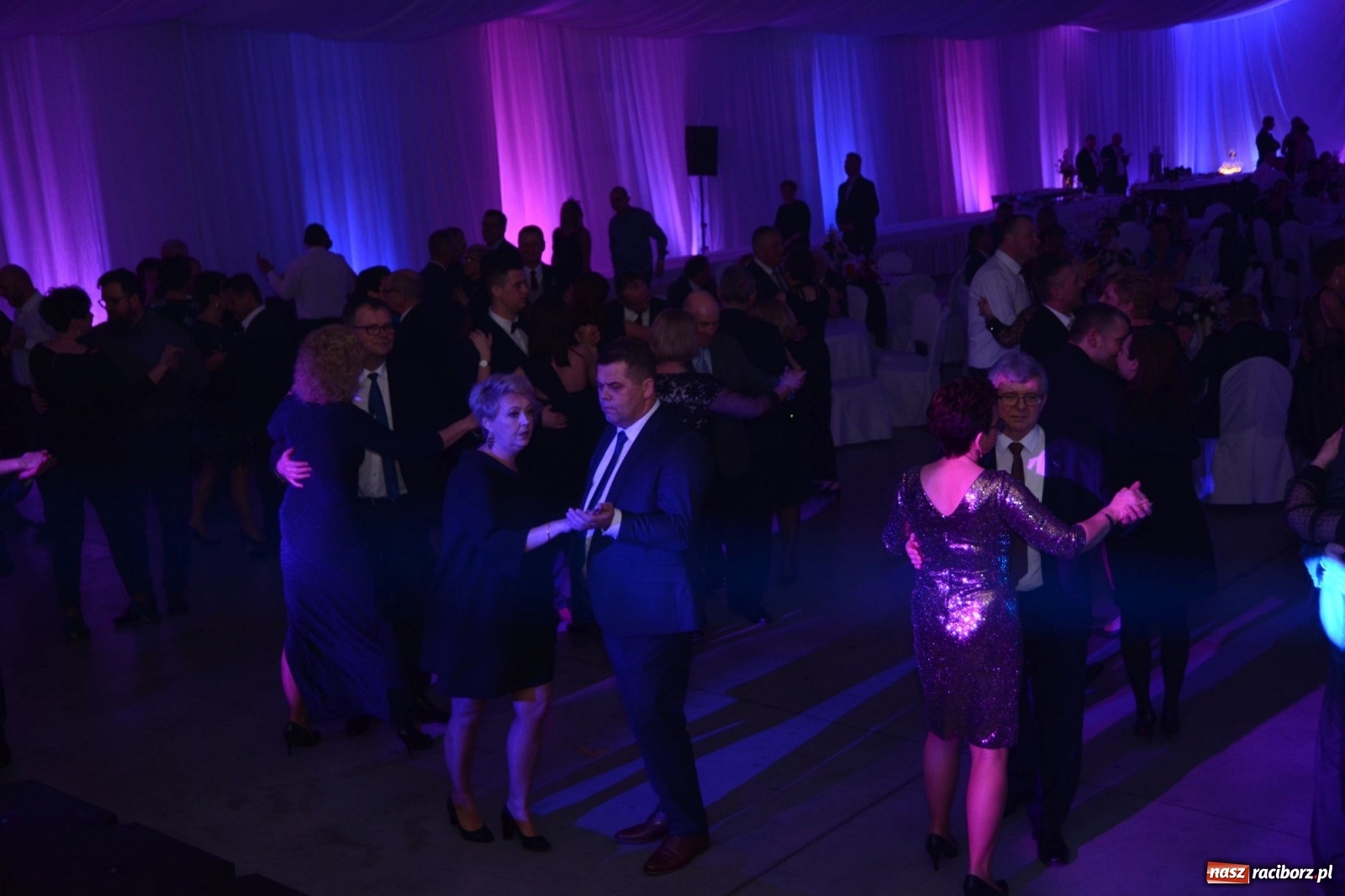 Zdjęcie w galerii na portalu naszraciborz.pl: Satyra i szampańska zabawa w Pietrowicach Wielkich  wiadomości z regionu