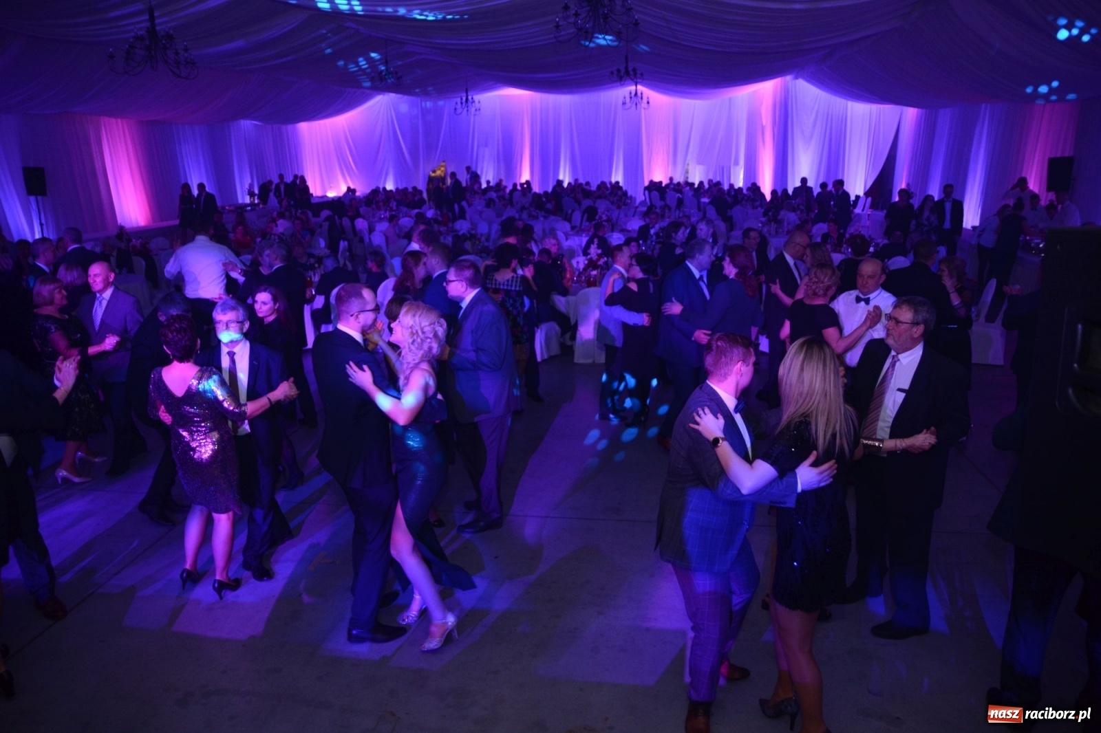 Zdjęcie w galerii na portalu naszraciborz.pl: Satyra i szampańska zabawa w Pietrowicach Wielkich  wiadomości z regionu