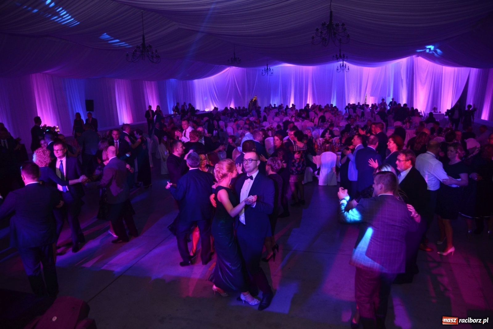 Zdjęcie w galerii na portalu naszraciborz.pl: Satyra i szampańska zabawa w Pietrowicach Wielkich  wiadomości z regionu