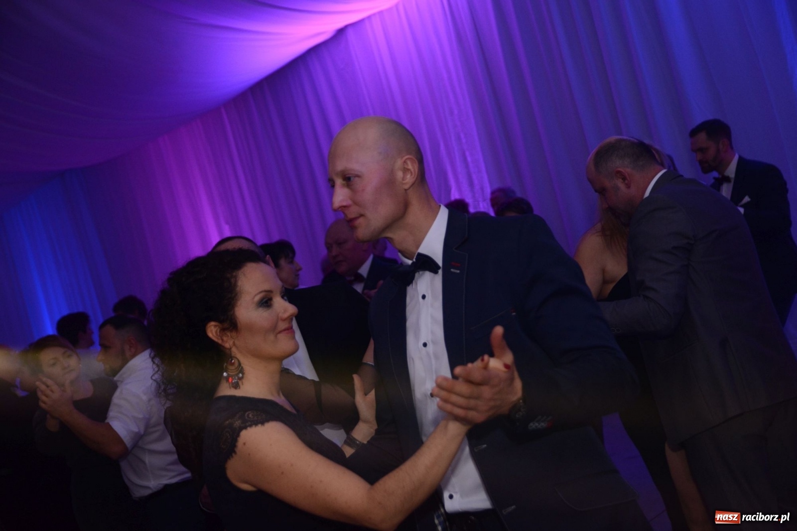 Zdjęcie w galerii na portalu naszraciborz.pl: Satyra i szampańska zabawa w Pietrowicach Wielkich  wiadomości z regionu