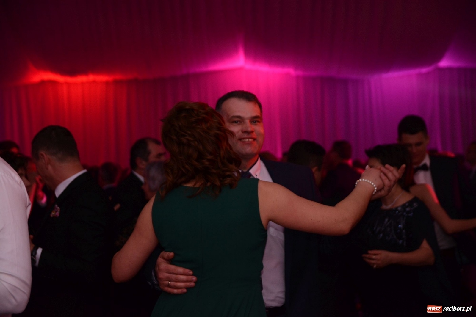 Zdjęcie w galerii na portalu naszraciborz.pl: Satyra i szampańska zabawa w Pietrowicach Wielkich  wiadomości z regionu