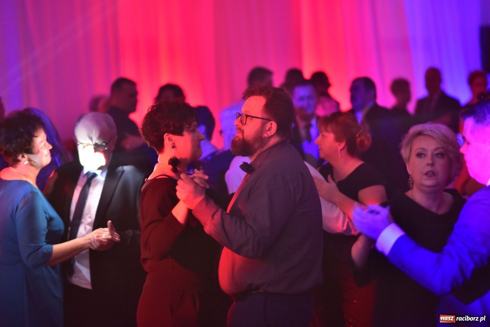 Zdjęcie w galerii na portalu naszraciborz.pl: Satyra i szampańska zabawa w Pietrowicach Wielkich  wiadomości z regionu