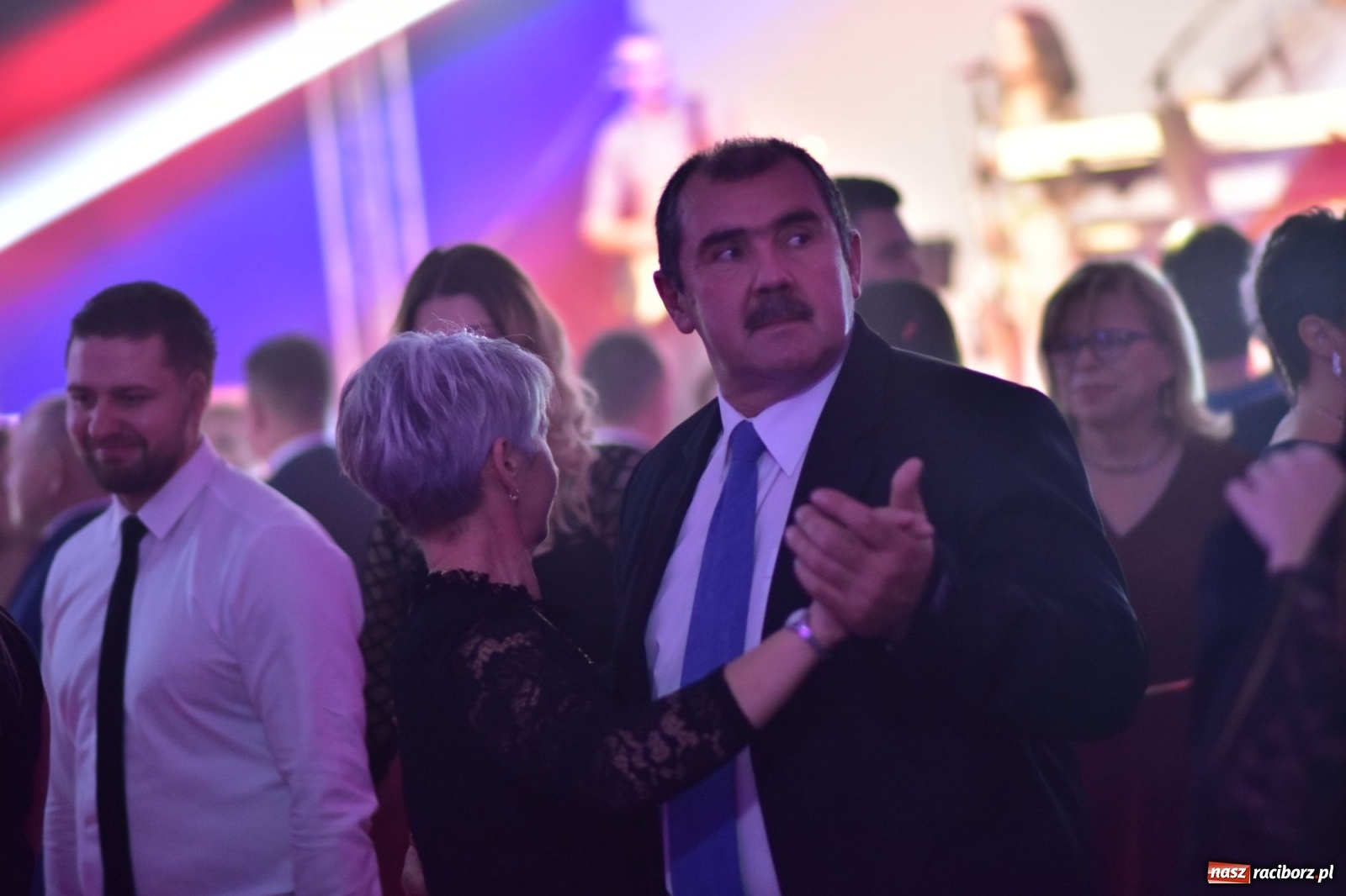 Zdjęcie w galerii na portalu naszraciborz.pl: Satyra i szampańska zabawa w Pietrowicach Wielkich  wiadomości z regionu