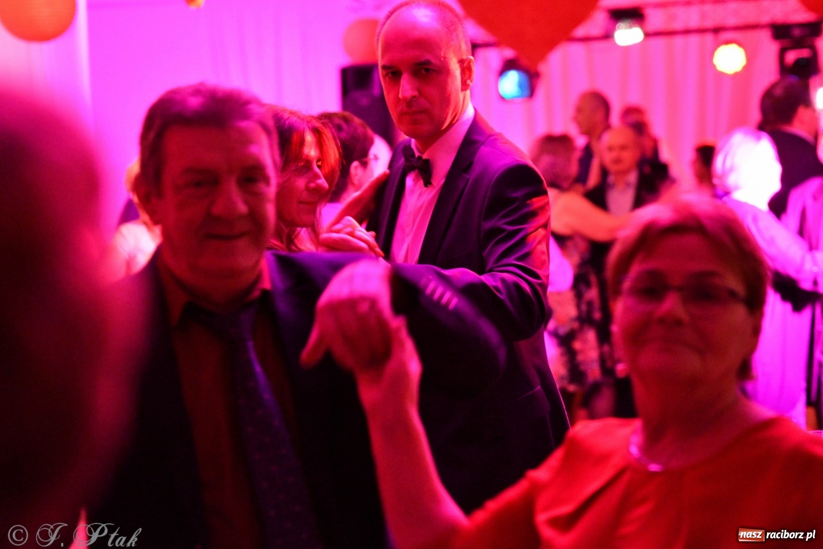 Zdjęcie w galerii na portalu naszraciborz.pl: Raciborzanie potrafią się pięknie bawić [FOTO]  wiadomości z regionu