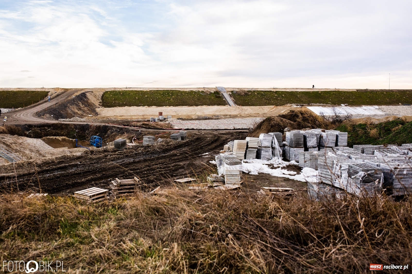 Zdjęcie w galerii na portalu naszraciborz.pl: Śluza Rafako przechodzi do historii [FOTO i WIDEO]  wiadomości z regionu