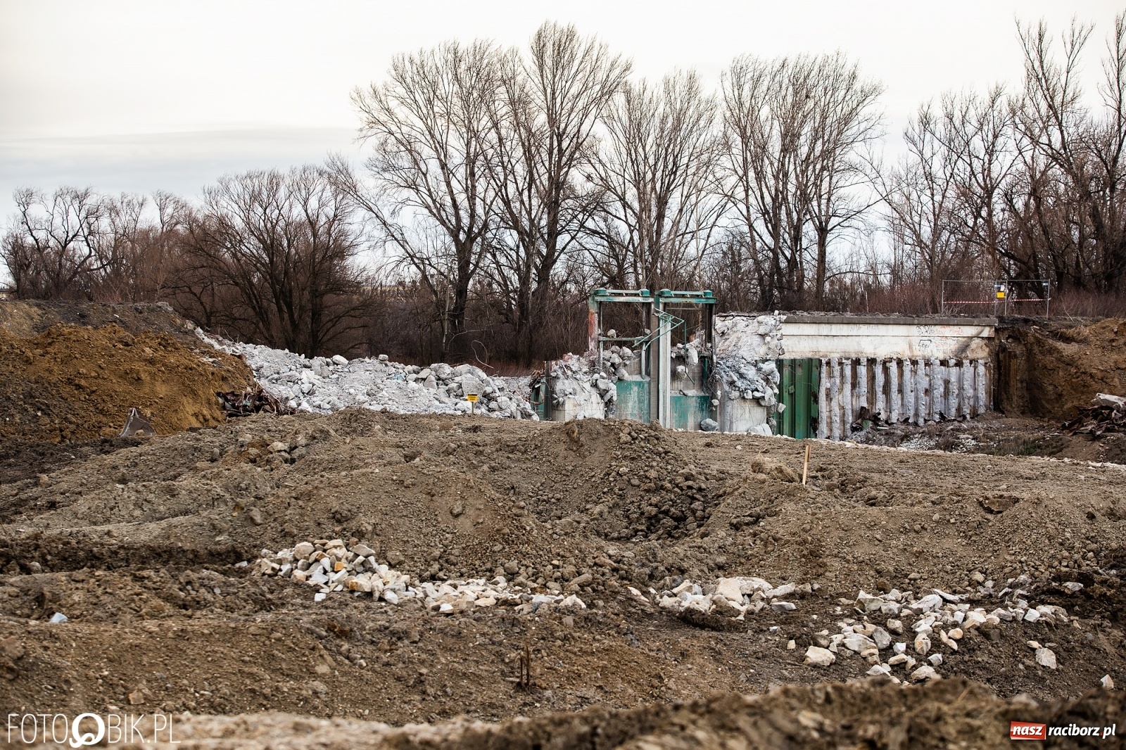 Zdjęcie w galerii na portalu naszraciborz.pl: Śluza Rafako przechodzi do historii [FOTO i WIDEO]  wiadomości z regionu