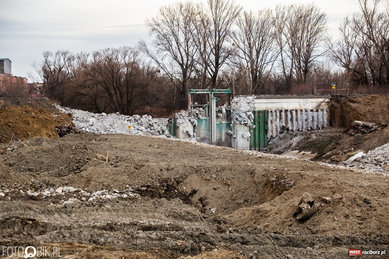 Zdjęcie w galerii na portalu naszraciborz.pl: Śluza Rafako przechodzi do historii [FOTO i WIDEO]  wiadomości z regionu