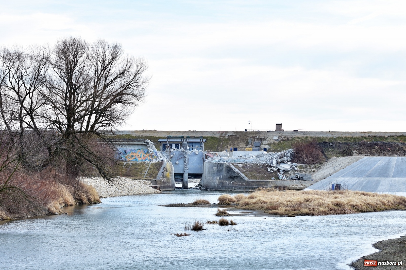 Zdjęcie w galerii na portalu naszraciborz.pl: Śluza Rafako przechodzi do historii [FOTO i WIDEO]  wiadomości z regionu