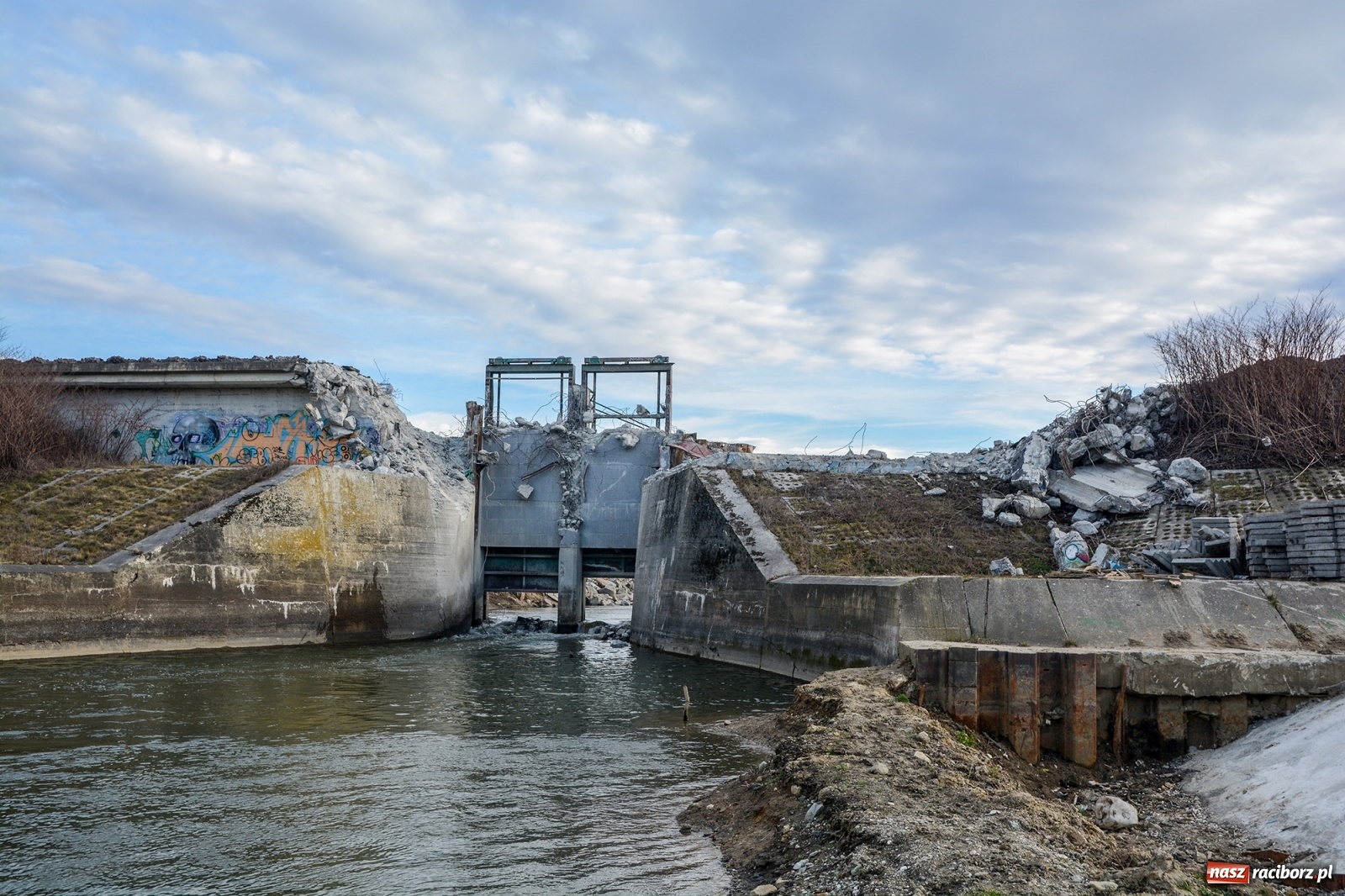 Zdjęcie w galerii na portalu naszraciborz.pl: Śluza Rafako przechodzi do historii [FOTO i WIDEO]  wiadomości z regionu