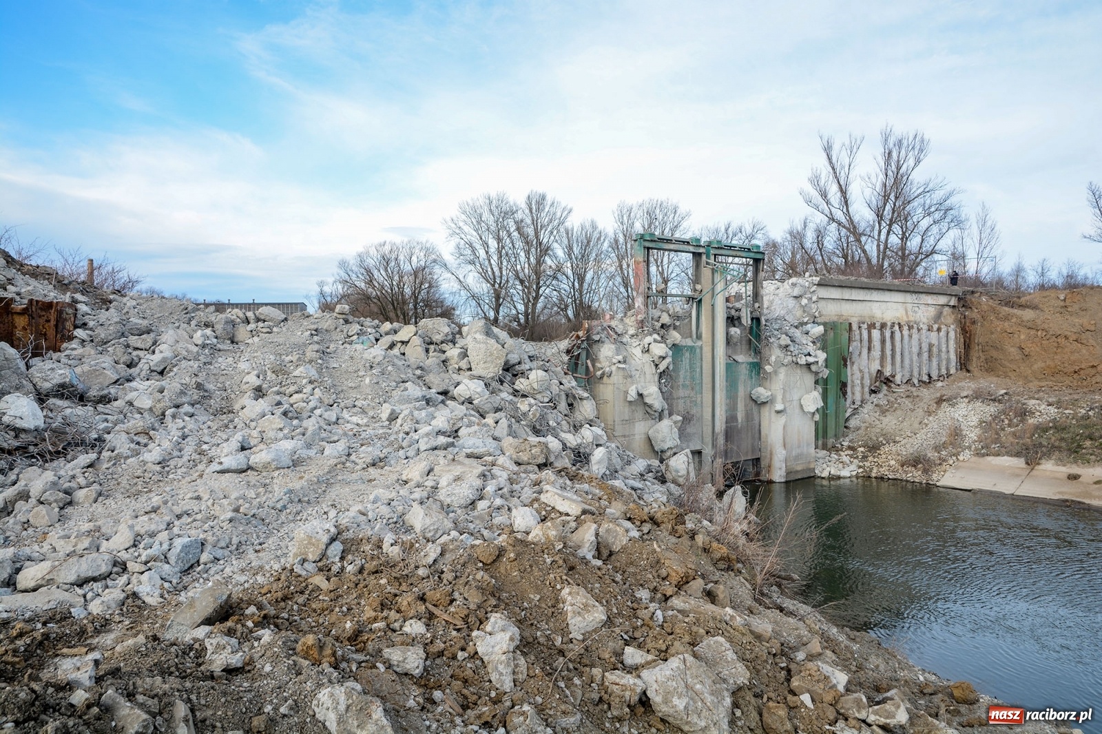 Zdjęcie w galerii na portalu naszraciborz.pl: Śluza Rafako przechodzi do historii [FOTO i WIDEO]  wiadomości z regionu