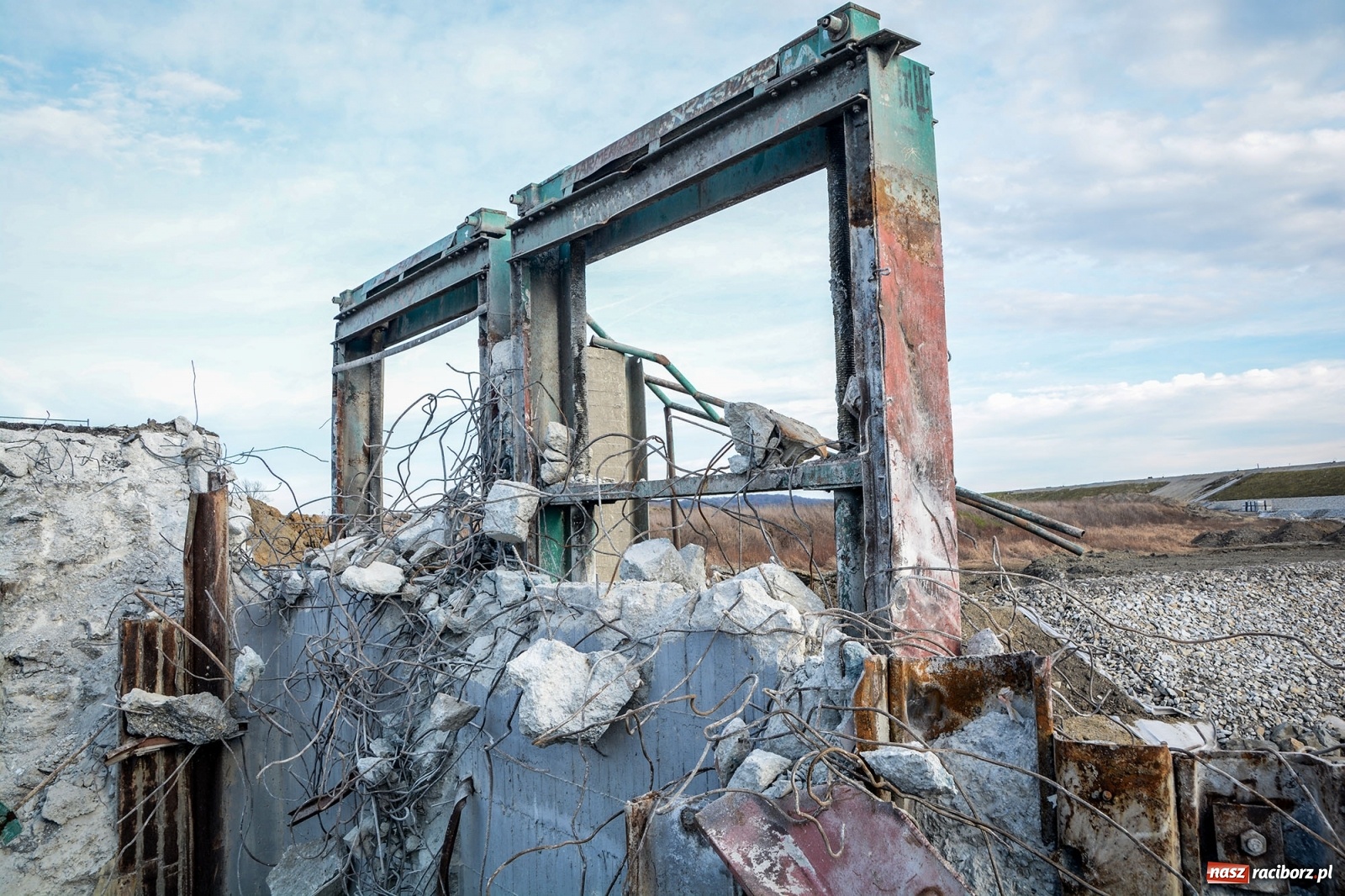Zdjęcie w galerii na portalu naszraciborz.pl: Śluza Rafako przechodzi do historii [FOTO i WIDEO]  wiadomości z regionu