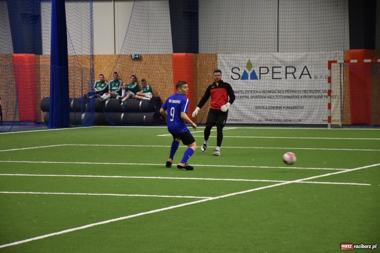 Zdjęcie w galerii na portalu naszraciborz.pl: Piłkarze LKS Tworków z Pucharem Wójta wiadomości z regionu