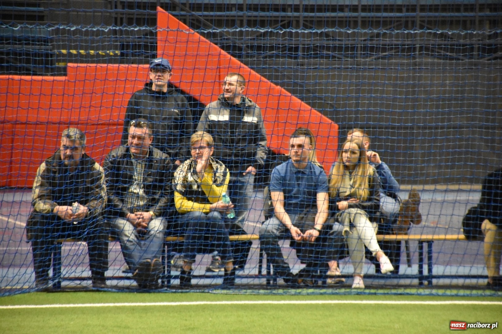 Zdjęcie w galerii na portalu naszraciborz.pl: Piłkarze LKS Tworków z Pucharem Wójta wiadomości z regionu