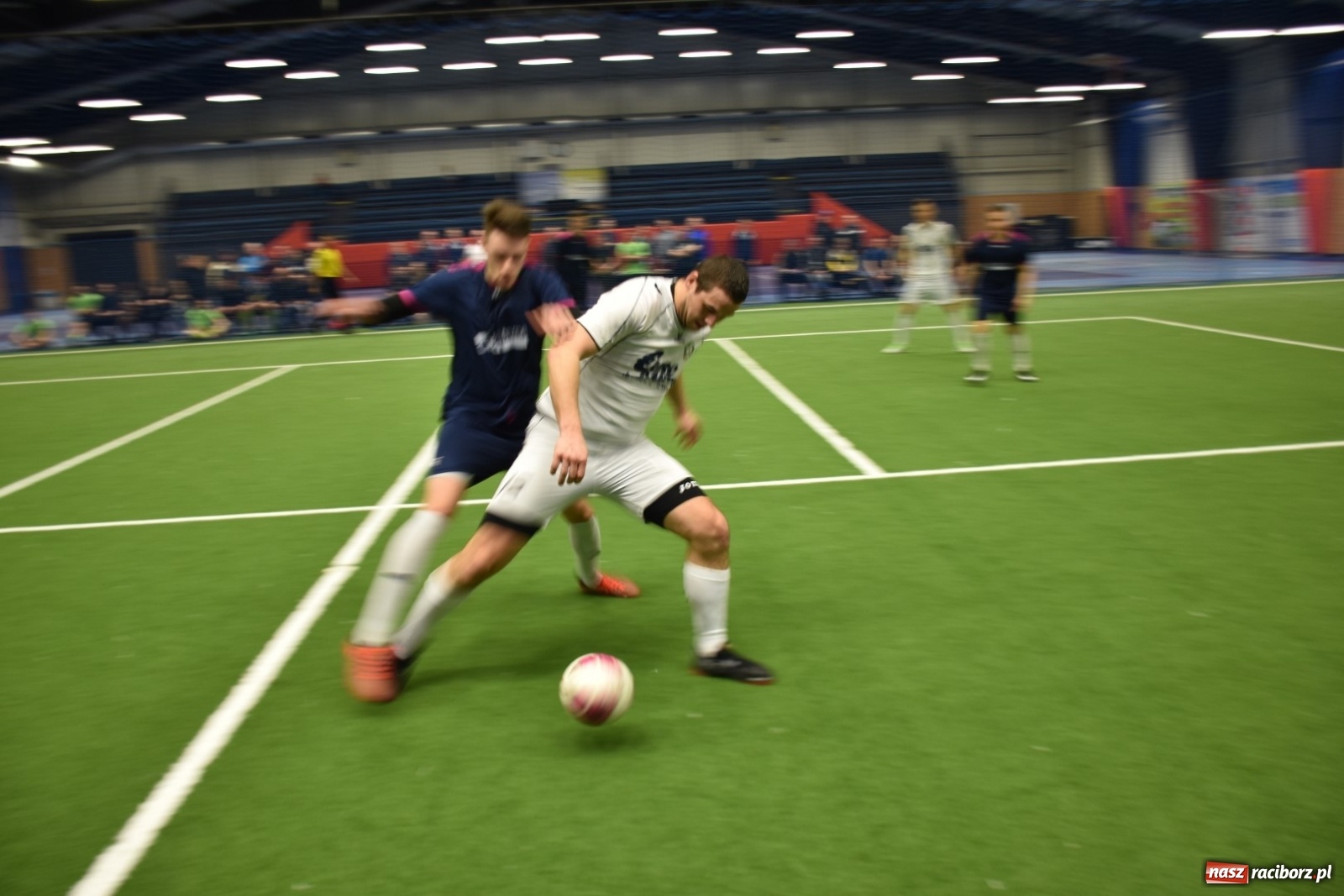 Zdjęcie w galerii na portalu naszraciborz.pl: Piłkarze LKS Tworków z Pucharem Wójta wiadomości z regionu