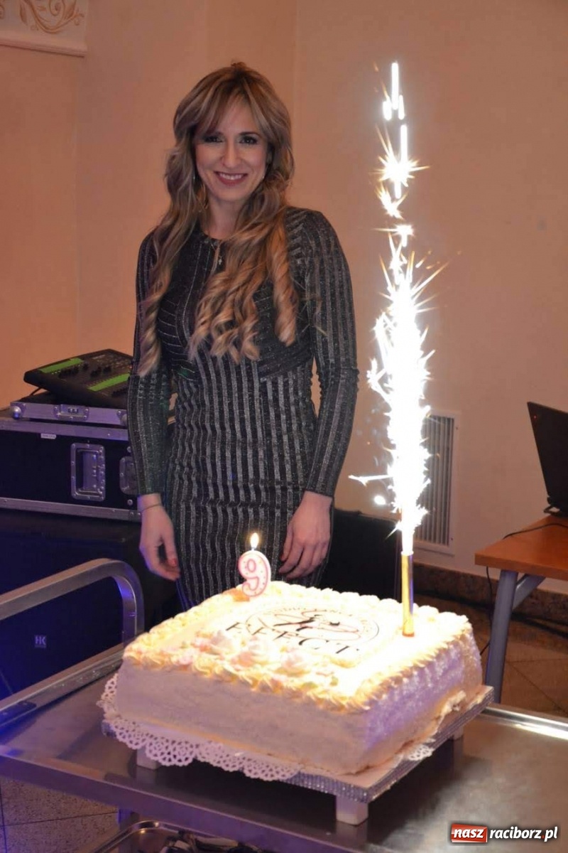 Zdjęcie w galerii na portalu naszraciborz.pl: Na zamku bawili się w rytmach discofoxa [FOTO i WIDEO] wiadomości z regionu