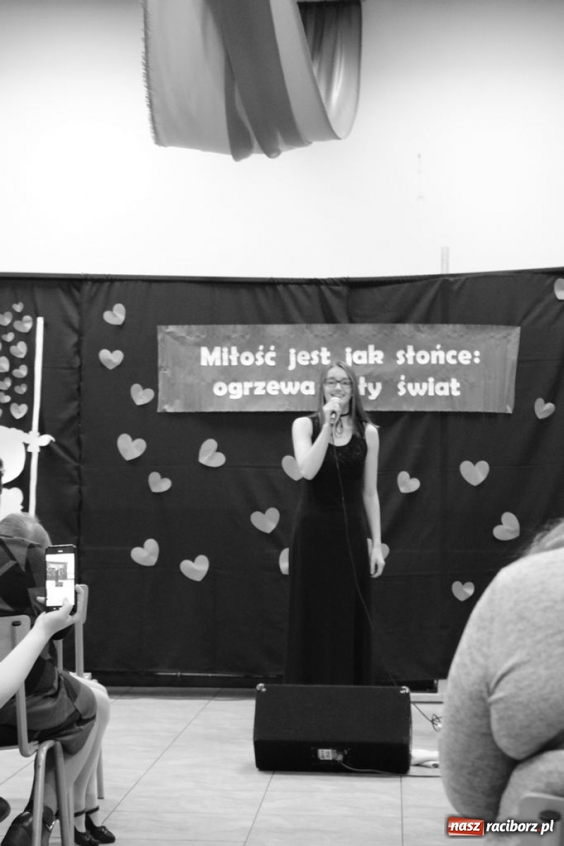 Zdjęcie w galerii na portalu naszraciborz.pl: Walentynkowy koncert w Budziskach za nami wiadomości z regionu