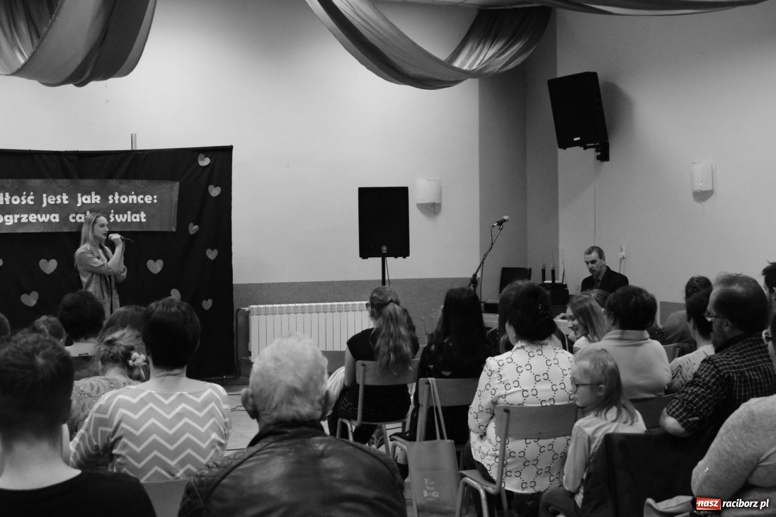 Zdjęcie w galerii na portalu naszraciborz.pl: Walentynkowy koncert w Budziskach za nami wiadomości z regionu