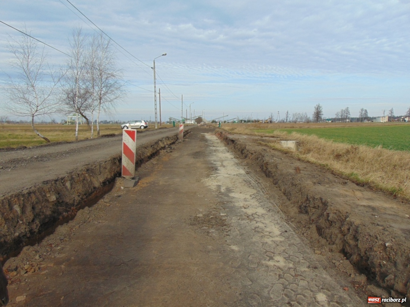 Zdjęcie w galerii na portalu naszraciborz.pl: Kolejne inwestycje drogowe powiatu w gminie Kuźnia Raciborska wiadomości z regionu