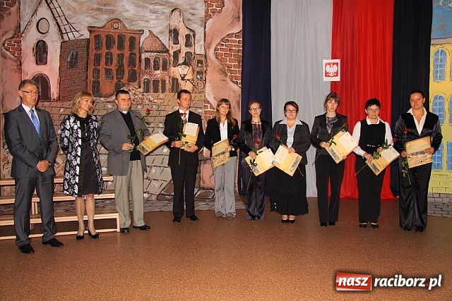 Zdjęcie w galerii na portalu naszraciborz.pl: Miejski rok szkolny rozpoczęty wiadomości z regionu