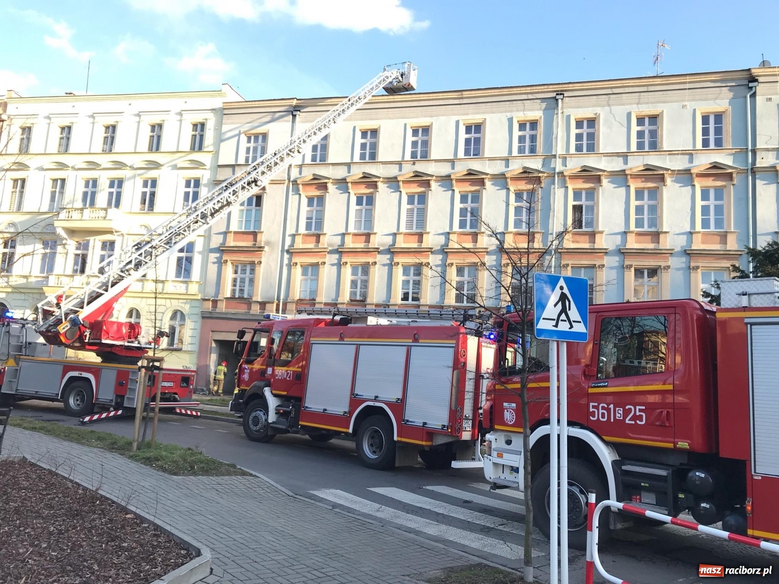 Zdjęcie w galerii na portalu naszraciborz.pl: Akcja strażaków na placu Wolności [FOTO] wiadomości z regionu