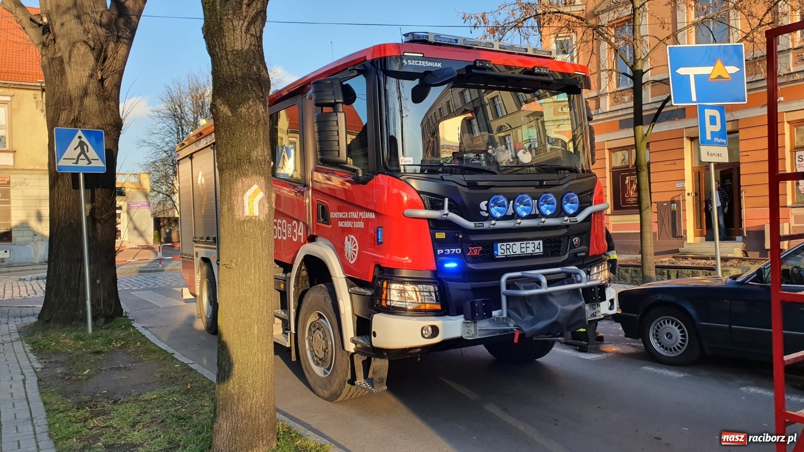 Zdjęcie w galerii na portalu naszraciborz.pl: Akcja strażaków na placu Wolności [FOTO] wiadomości z regionu