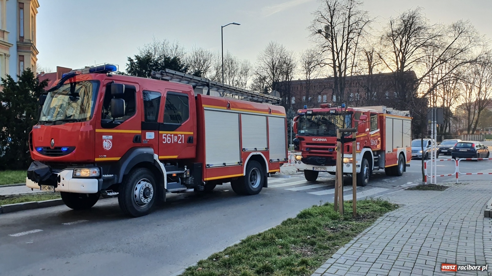 Zdjęcie w galerii na portalu naszraciborz.pl: Akcja strażaków na placu Wolności [FOTO] wiadomości z regionu