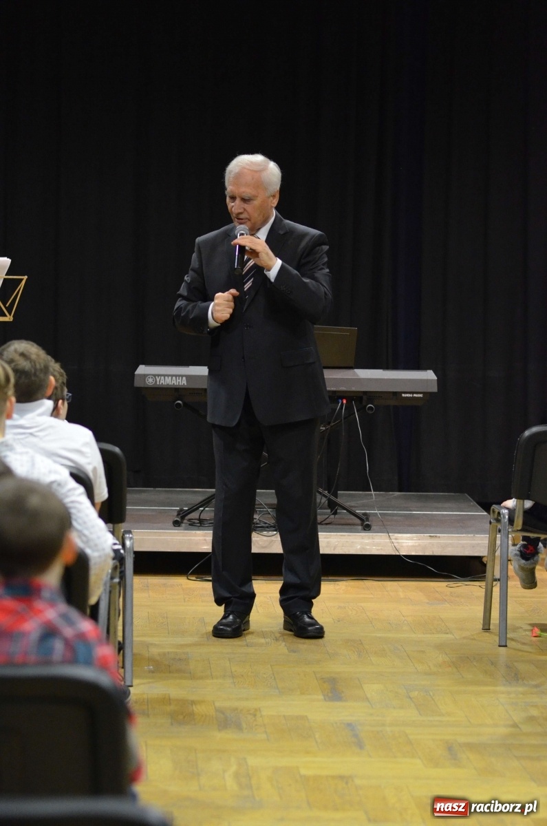 Zdjęcie w galerii na portalu naszraciborz.pl:  Trąbka&Piano - muzyczni bohaterowie koncertów umuzykalniających  wiadomości z regionu