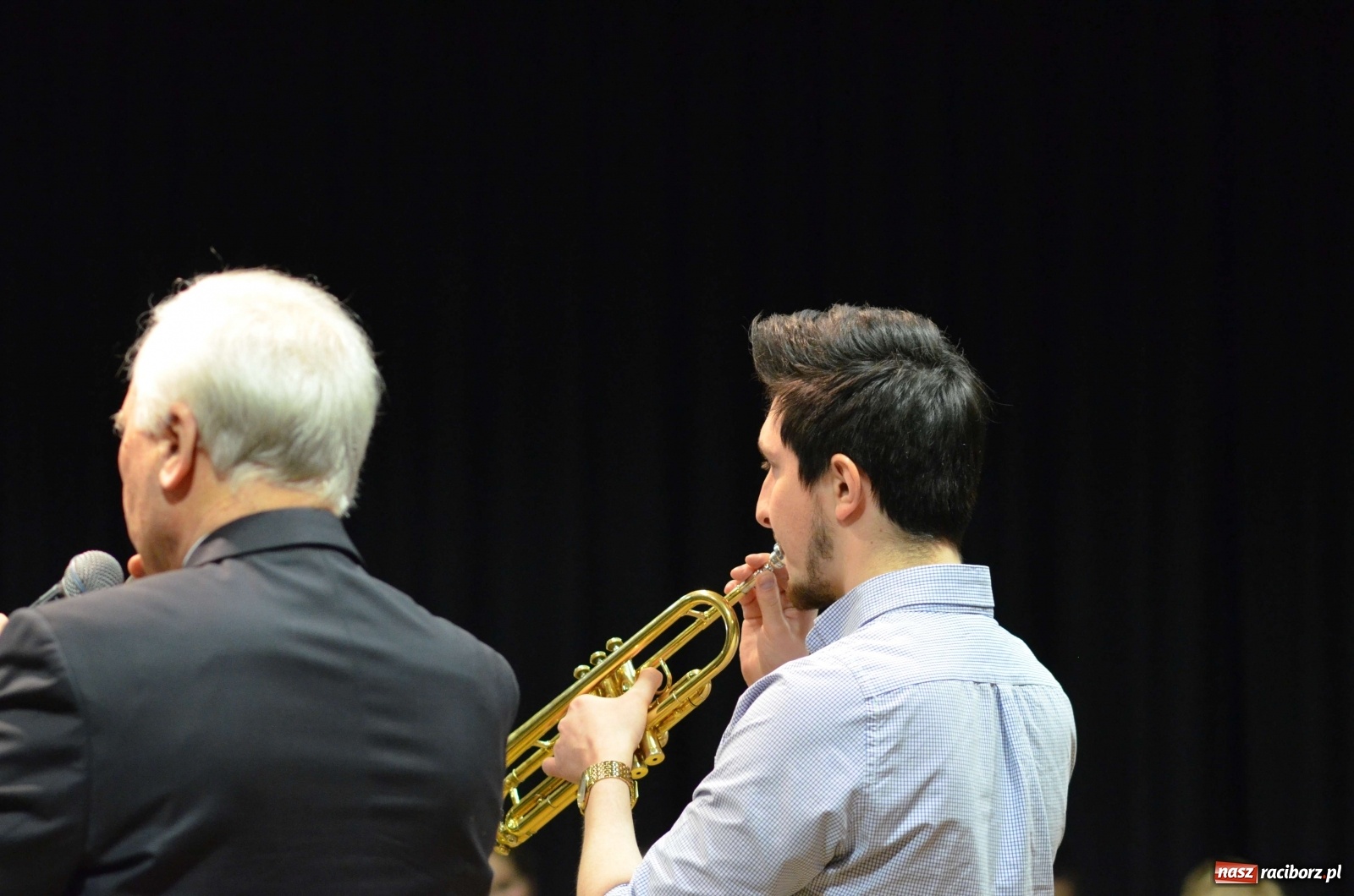 Zdjęcie w galerii na portalu naszraciborz.pl:  Trąbka&Piano - muzyczni bohaterowie koncertów umuzykalniających  wiadomości z regionu
