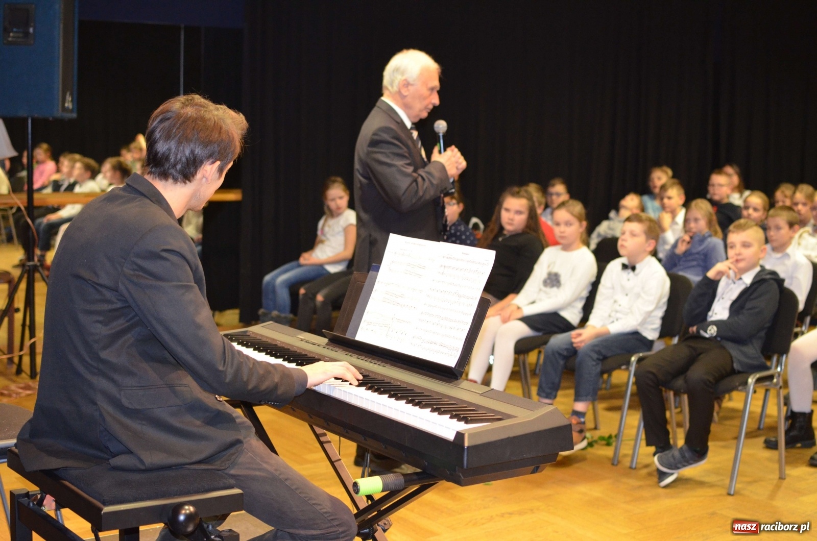 Zdjęcie w galerii na portalu naszraciborz.pl:  Trąbka&Piano - muzyczni bohaterowie koncertów umuzykalniających  wiadomości z regionu