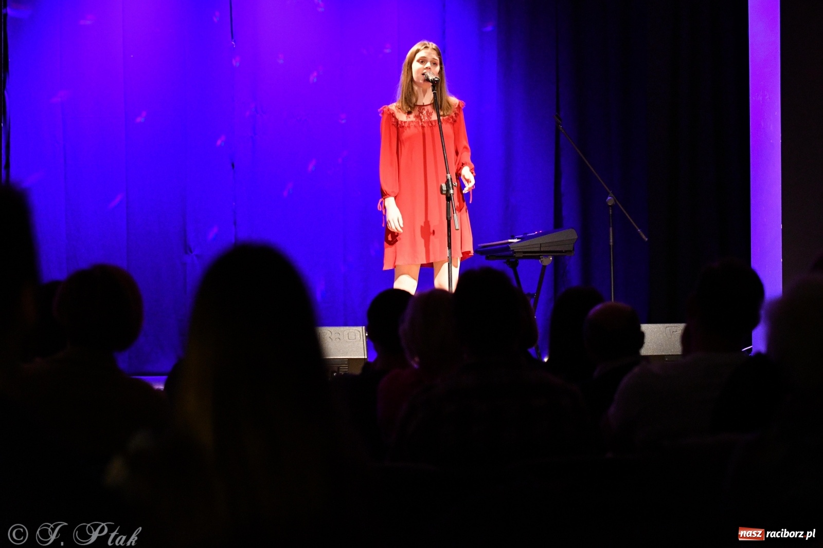 Zdjęcie w galerii na portalu naszraciborz.pl: Miraż na Walentynki. Najpiękniejsze piosenki o miłości [FOTO i WIDEO] wiadomości z regionu