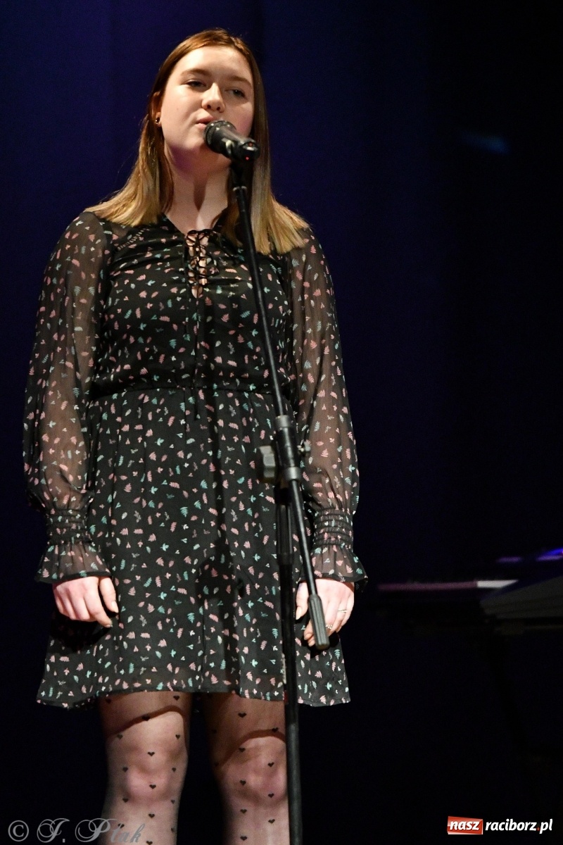 Zdjęcie w galerii na portalu naszraciborz.pl: Miraż na Walentynki. Najpiękniejsze piosenki o miłości [FOTO i WIDEO] wiadomości z regionu