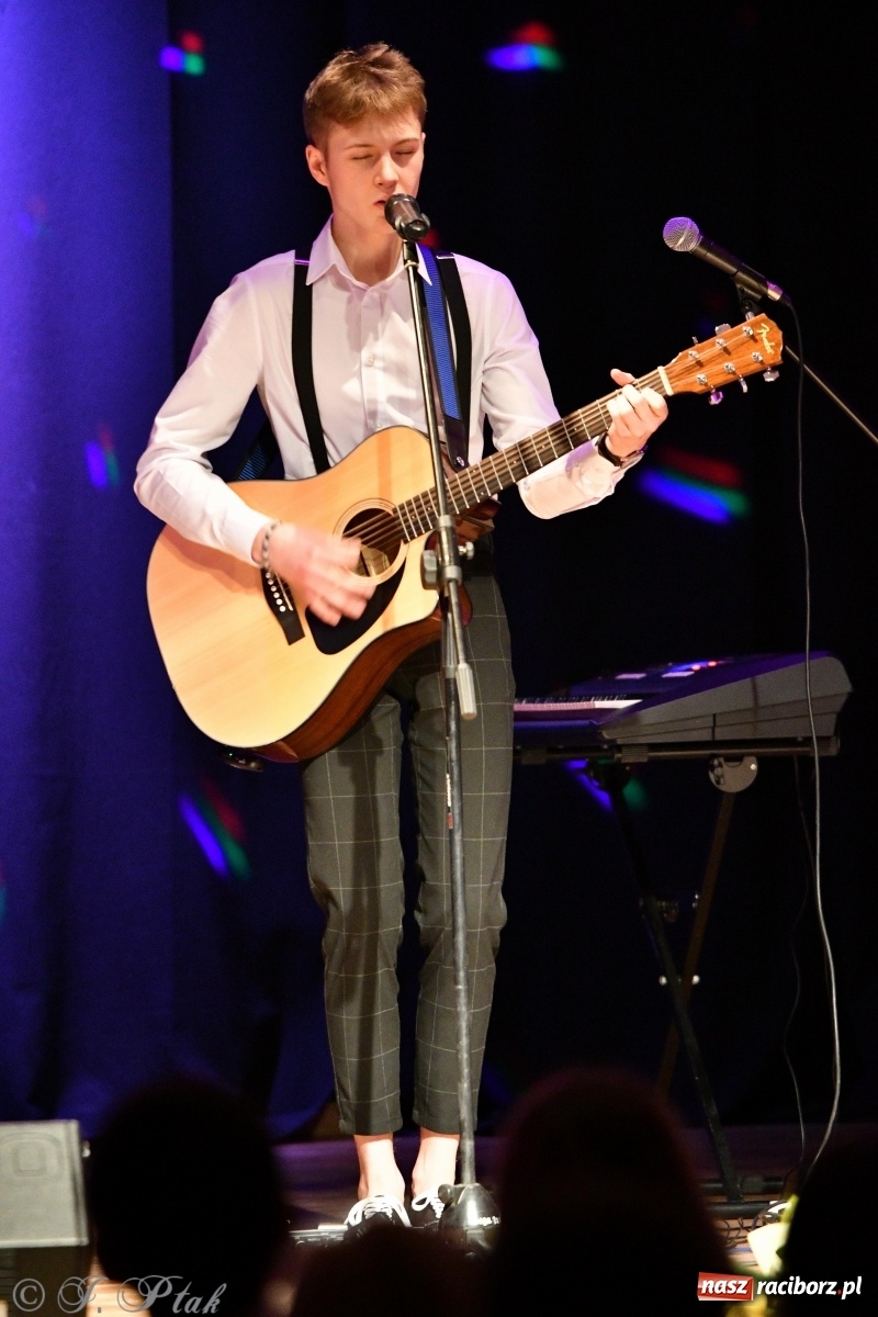 Zdjęcie w galerii na portalu naszraciborz.pl: Miraż na Walentynki. Najpiękniejsze piosenki o miłości [FOTO i WIDEO] wiadomości z regionu