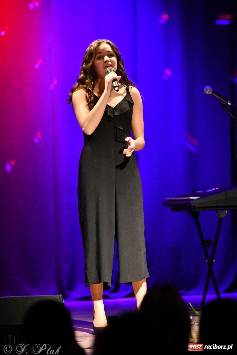 Zdjęcie w galerii na portalu naszraciborz.pl: Miraż na Walentynki. Najpiękniejsze piosenki o miłości [FOTO i WIDEO] wiadomości z regionu