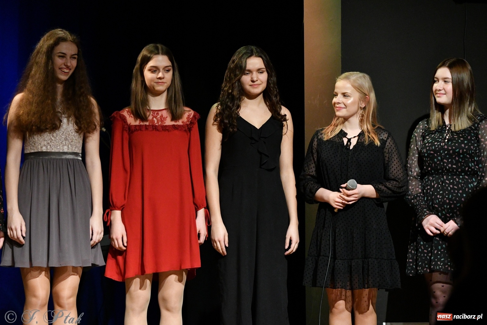 Zdjęcie w galerii na portalu naszraciborz.pl: Miraż na Walentynki. Najpiękniejsze piosenki o miłości [FOTO i WIDEO] wiadomości z regionu