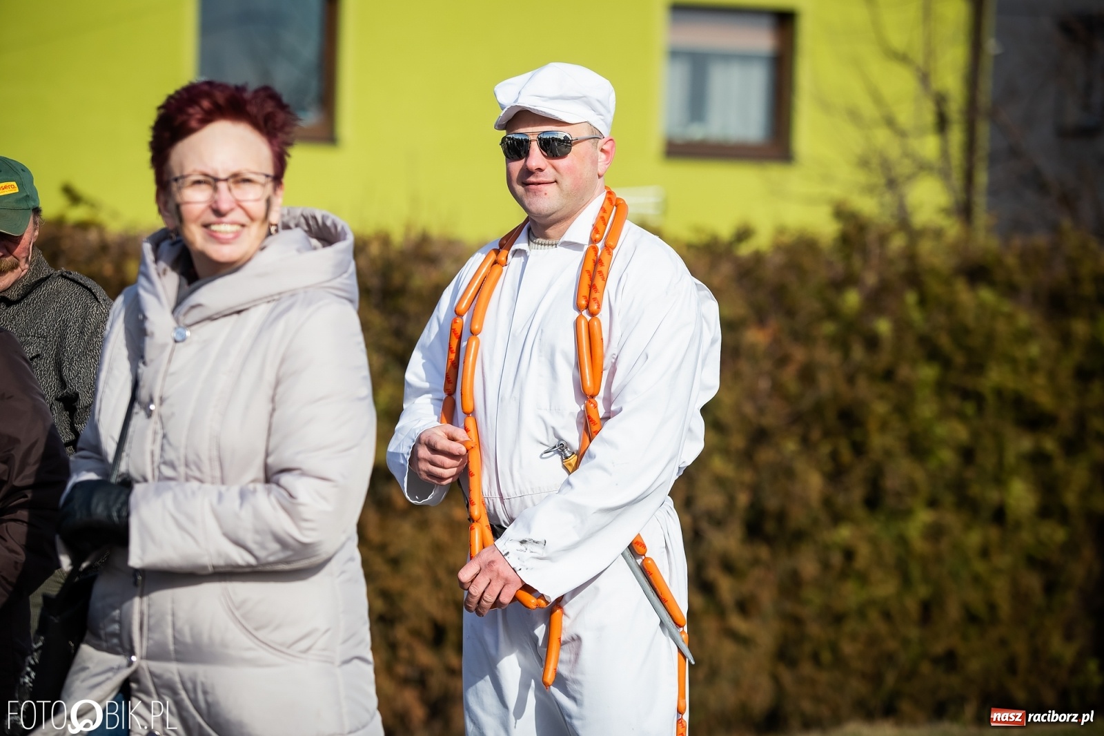 Zdjęcie w galerii na portalu naszraciborz.pl: Wodzenie niedźwiedzia w Samborowicach. Tak wieś żegna karnawał [FOTO i WIDEO] wiadomości z regionu