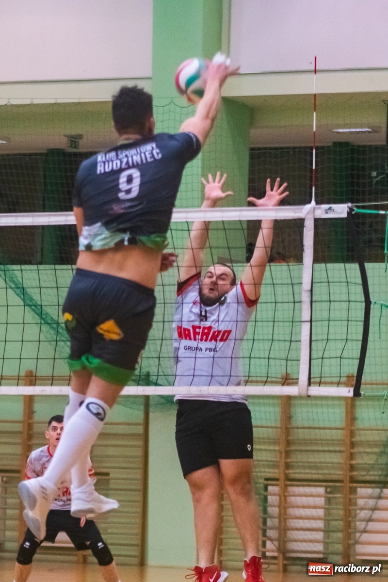 Zdjęcie w galerii na portalu naszraciborz.pl: Siatkówka. AZS Rafako lepszy od Rudzińca [FOTO i WIDEO] wiadomości z regionu