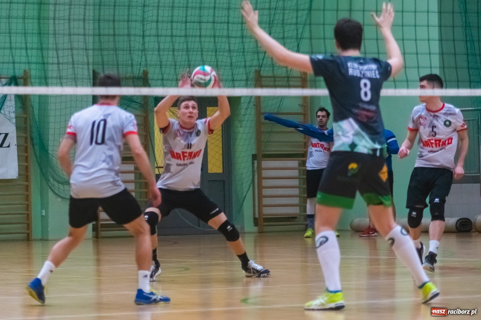Zdjęcie w galerii na portalu naszraciborz.pl: Siatkówka. AZS Rafako lepszy od Rudzińca [FOTO i WIDEO] wiadomości z regionu