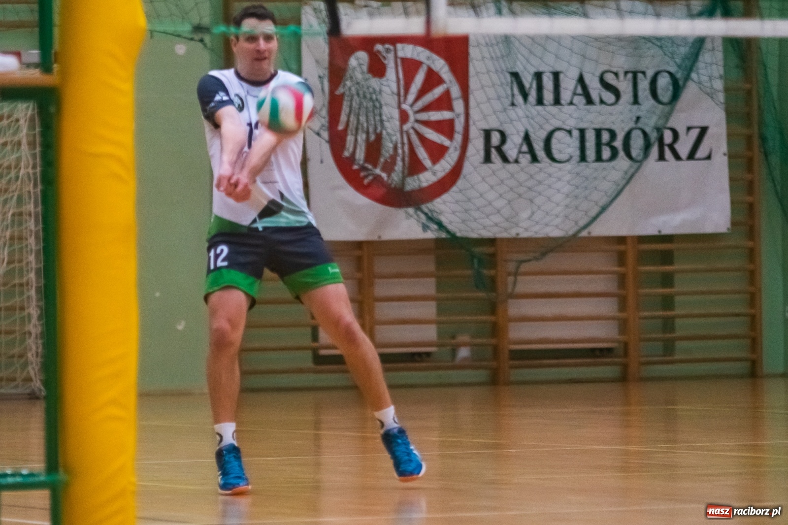 Zdjęcie w galerii na portalu naszraciborz.pl: Siatkówka. AZS Rafako lepszy od Rudzińca [FOTO i WIDEO] wiadomości z regionu