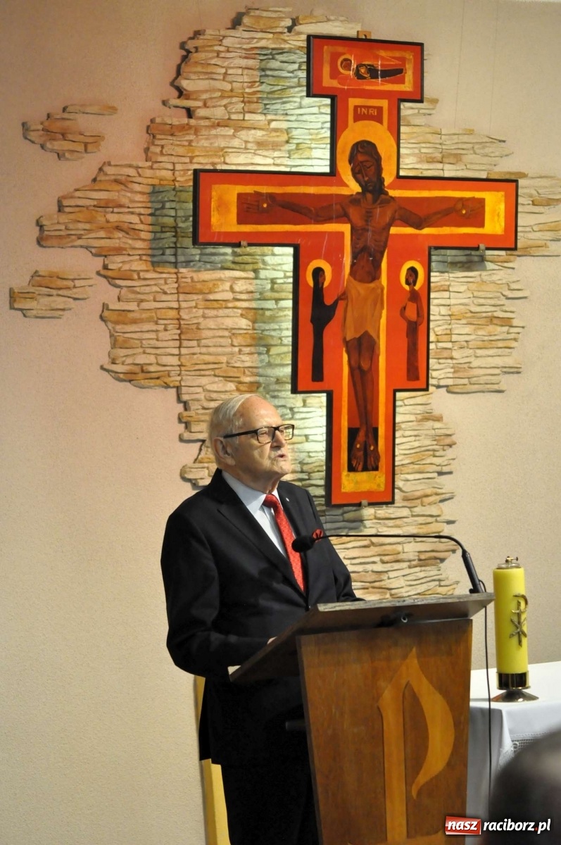 Zdjęcie w galerii na portalu naszraciborz.pl: W Raciborzu wspomniano bohatera walki o prawdę  wiadomości z regionu