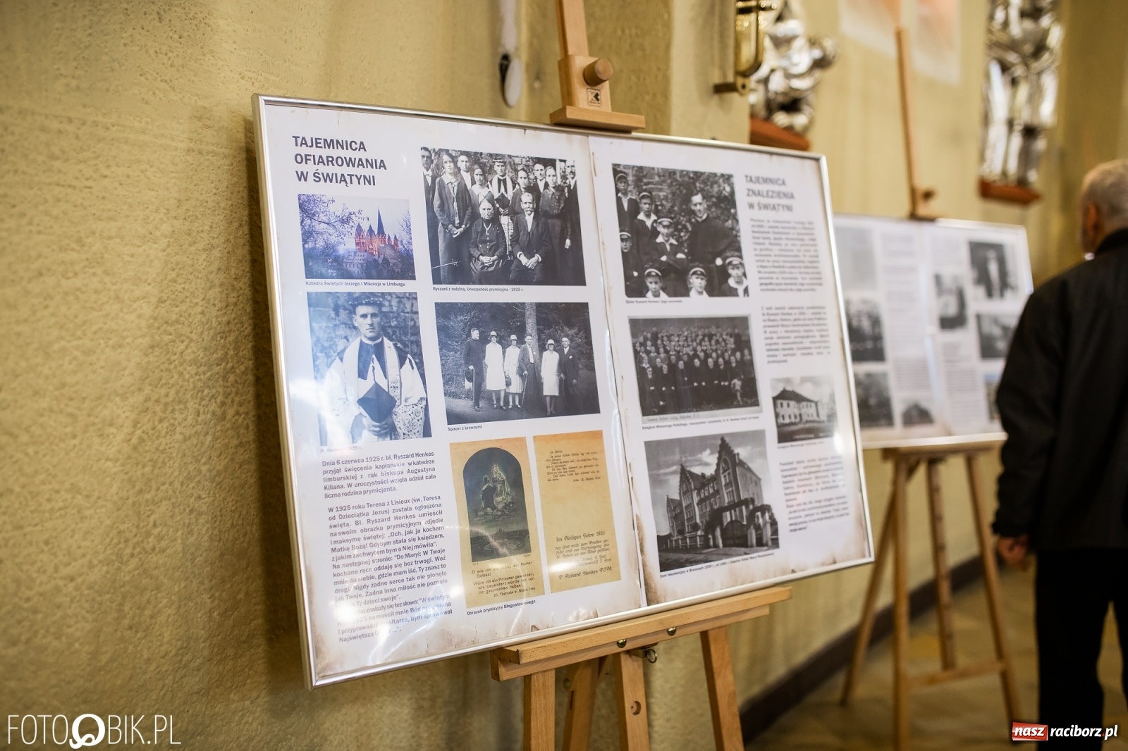 Zdjęcie w galerii na portalu naszraciborz.pl: Przy więzieniu odsłonięto tablicę poświęconą bł. Ryszardowi Henkesowi  wiadomości z regionu