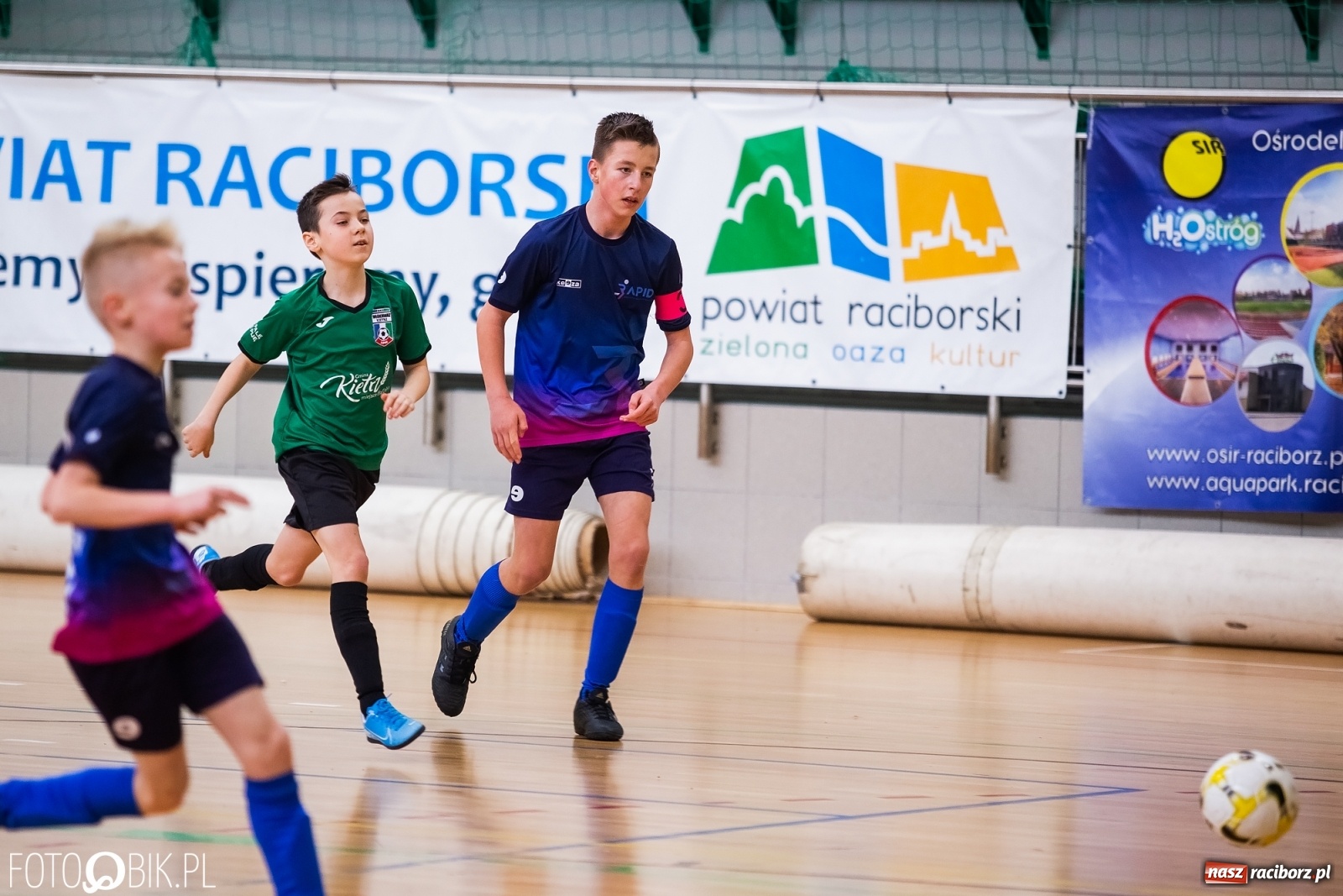 Zdjęcie w galerii na portalu naszraciborz.pl: Halowy Turniej Młodzików w Arenie Rafako wiadomości z regionu