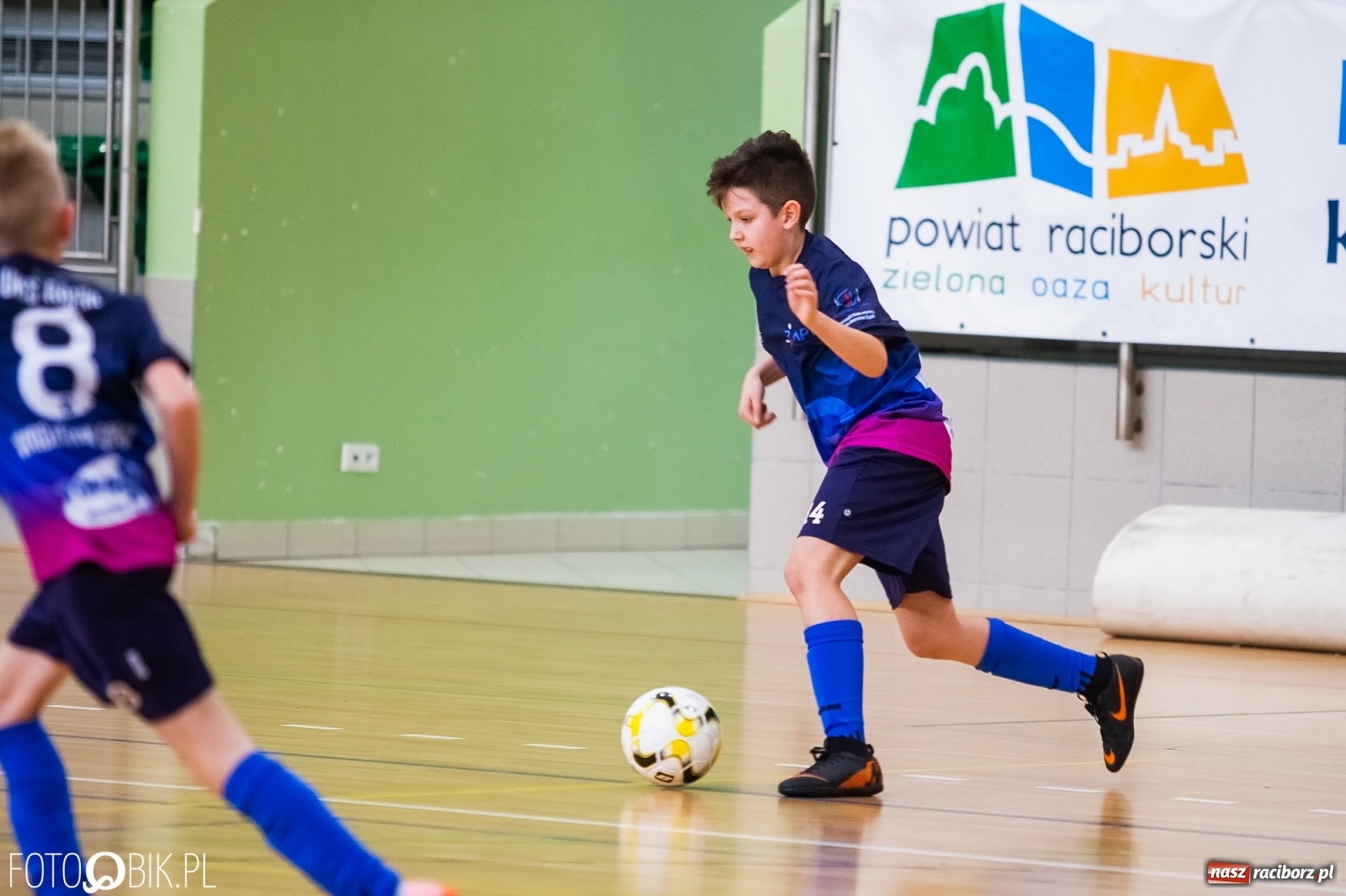 Zdjęcie w galerii na portalu naszraciborz.pl: Halowy Turniej Młodzików w Arenie Rafako wiadomości z regionu