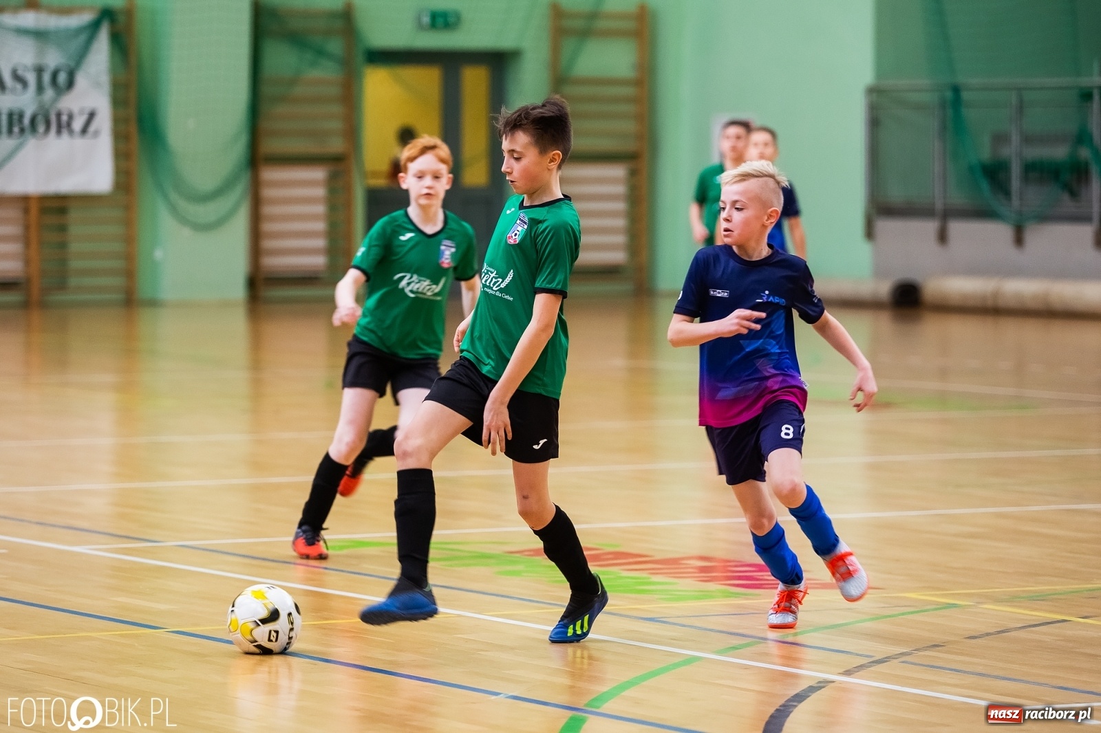 Zdjęcie w galerii na portalu naszraciborz.pl: Halowy Turniej Młodzików w Arenie Rafako wiadomości z regionu