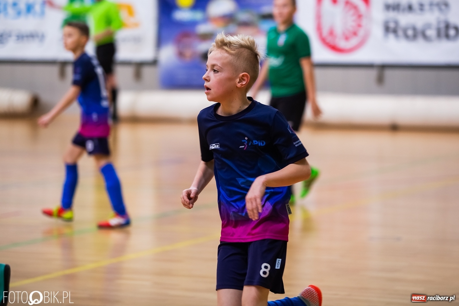 Zdjęcie w galerii na portalu naszraciborz.pl: Halowy Turniej Młodzików w Arenie Rafako wiadomości z regionu