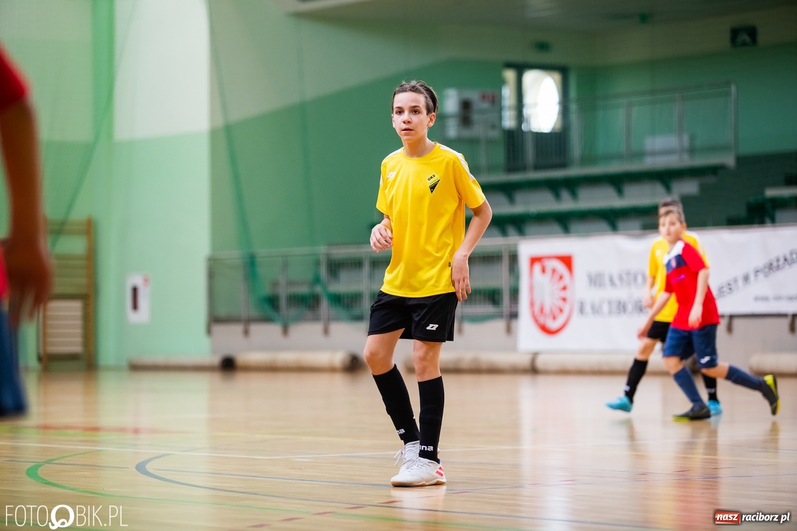 Zdjęcie w galerii na portalu naszraciborz.pl: Halowy Turniej Młodzików w Arenie Rafako wiadomości z regionu