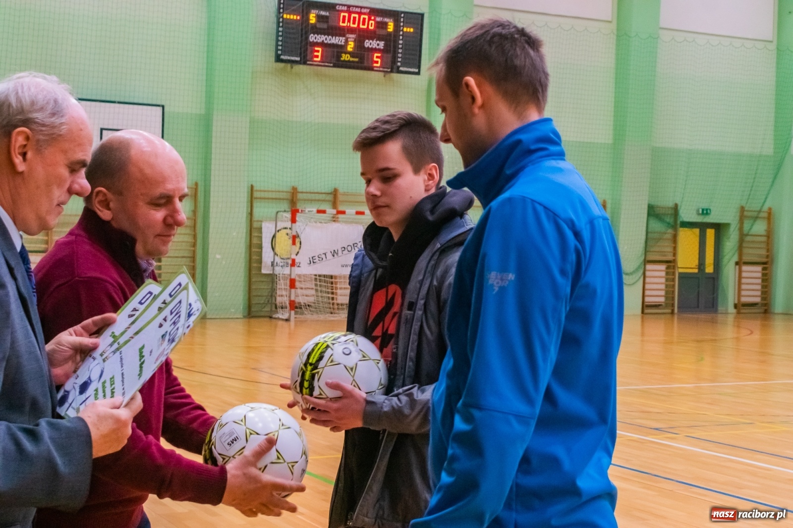 Zdjęcie w galerii na portalu naszraciborz.pl: HLPN. XIX edycja rozgrywek futsalu za nami [FOTO i WIDEO] wiadomości z regionu
