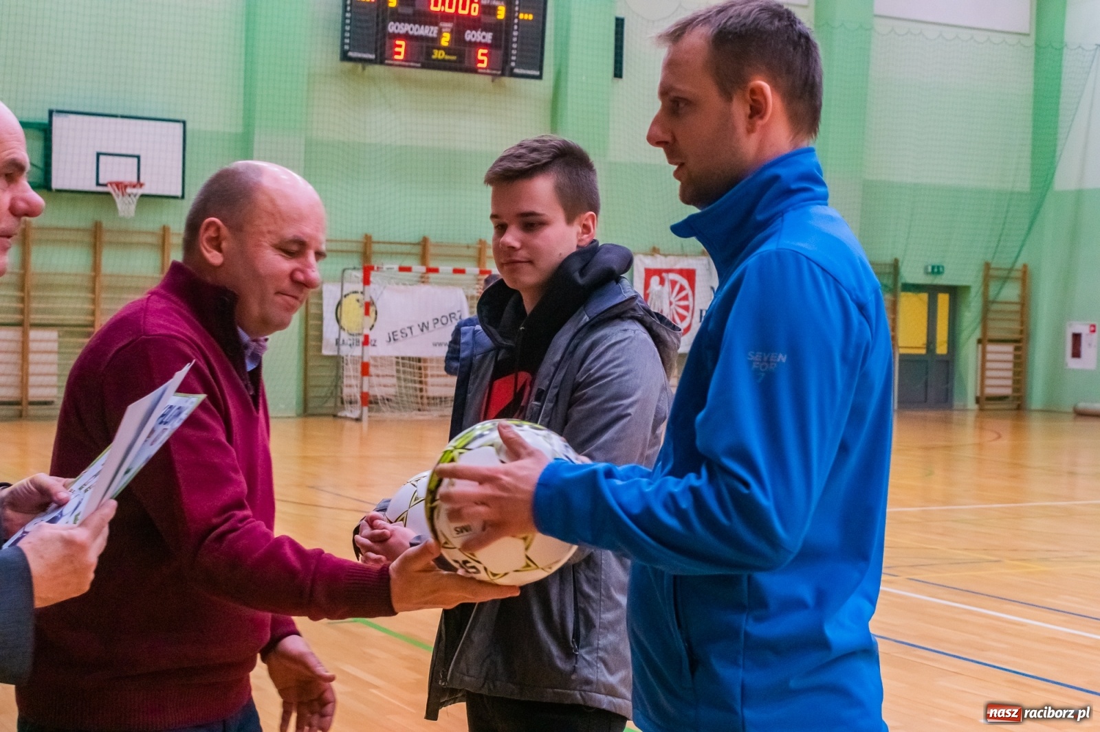 Zdjęcie w galerii na portalu naszraciborz.pl: HLPN. XIX edycja rozgrywek futsalu za nami [FOTO i WIDEO] wiadomości z regionu