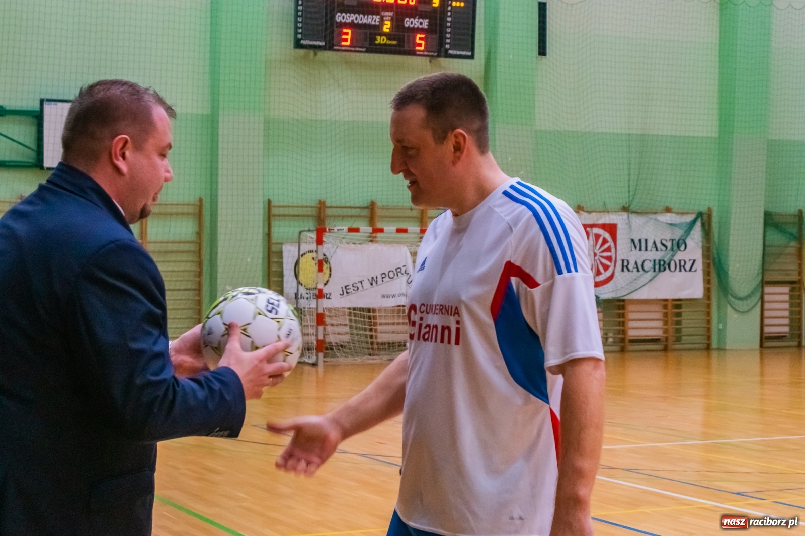 Zdjęcie w galerii na portalu naszraciborz.pl: HLPN. XIX edycja rozgrywek futsalu za nami [FOTO i WIDEO] wiadomości z regionu