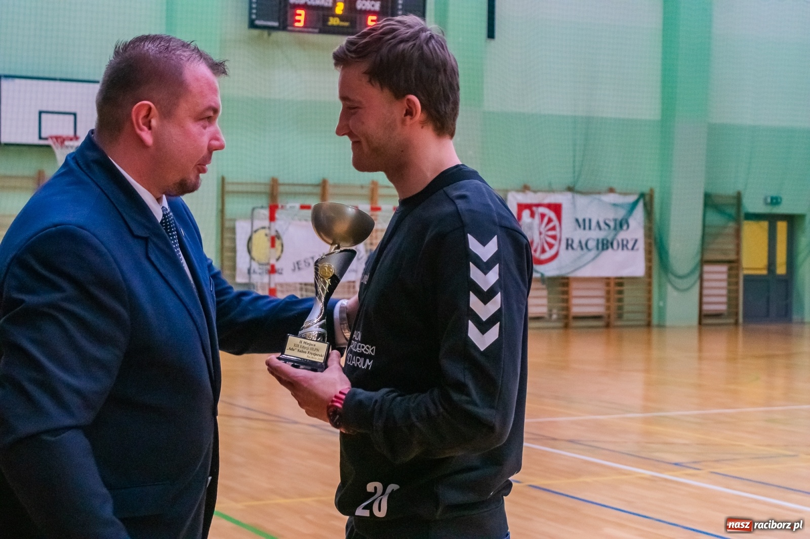 Zdjęcie w galerii na portalu naszraciborz.pl: HLPN. XIX edycja rozgrywek futsalu za nami [FOTO i WIDEO] wiadomości z regionu